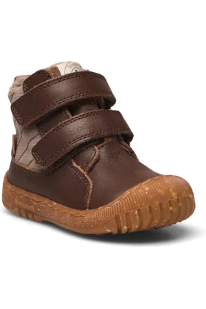 Bisgaard Helton Tex Brown