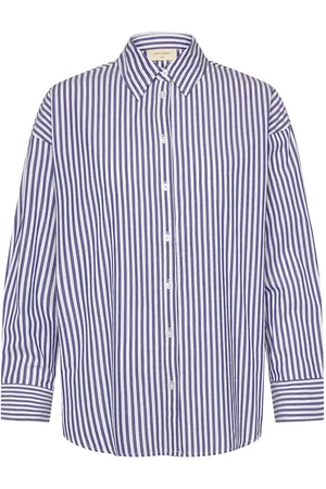 Freequent Shirt From Freequent In A Light Material With Stripes. The Shirt Has A Casual De Blue