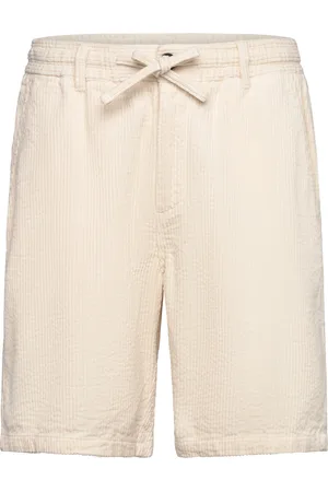 Anerkjendt Akjan Corduroy Shorts. Beige