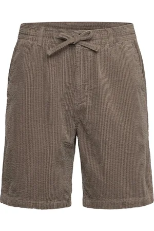 Anerkjendt Akjan Corduroy Shorts. Green
