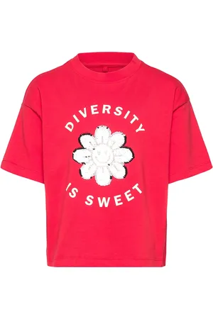 The New Tnninette Os S_S Tee Red