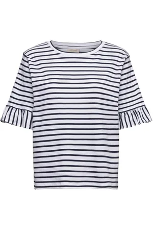 Freequent T-Shirt From Freequent In A Soft Material With A Striped Print. The T-Shirt Has White