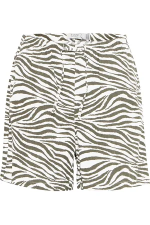 B YOUNG Byfalakka Shorts 3 - White