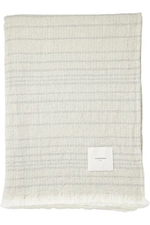 Compliments Cielo Throw Beige