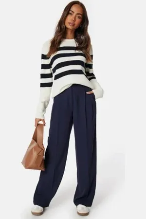 Happy Holly Striped O-neck Knitted Sweater 32/34