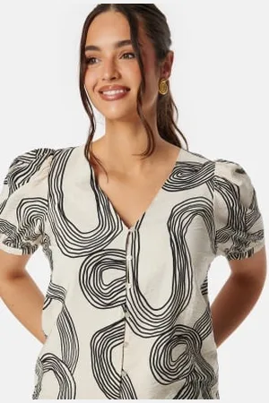 Object Objjacira S/S V-Neck Top 36