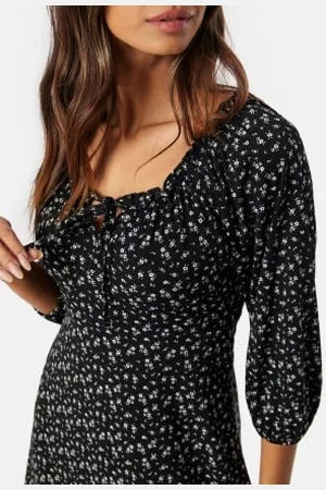 Happy Holly Soft Puff Sleeve Dress 32/34