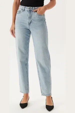 VERO MODA Vmtessa Hr Mom Jeans 27/32