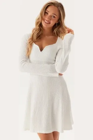 BUBBLEROOM Structured V-neck Skater Dress XS