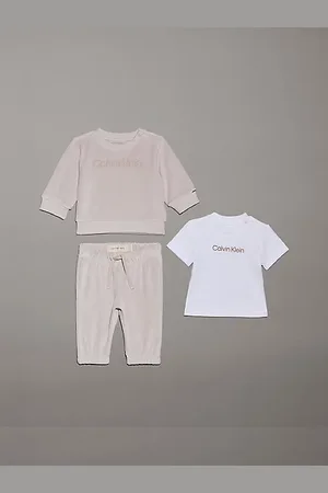 Calvin Klein Newborn Velvet Logo Gift Set