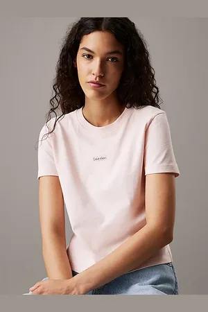 Calvin Klein Slim Cropped Badge T-shirt