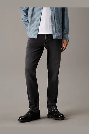 Calvin Klein Slim Straight Jeans