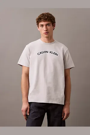 Calvin Klein Curved Logo T-shirt