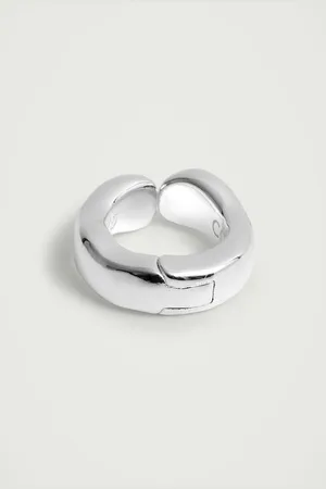 COS Sterling Ear Cuff