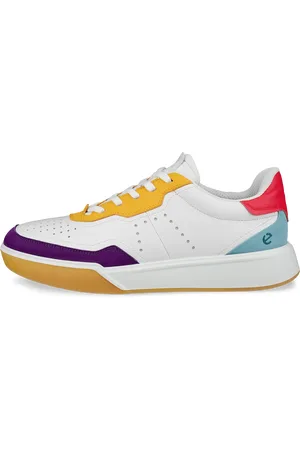 Ecco Street Court W