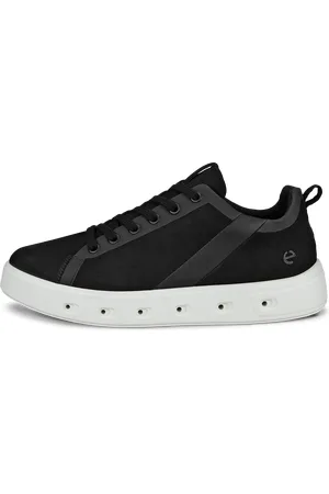 Ecco Street 720 W