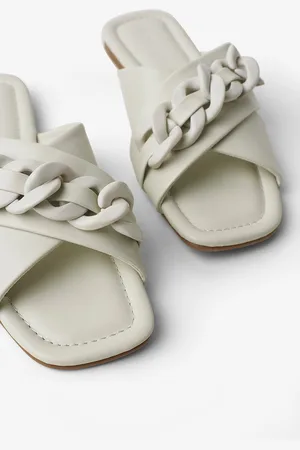 ELLOS Sandaler Cross Chain