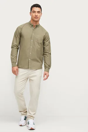 Studio Total Chino ICON™ Tapered Chino