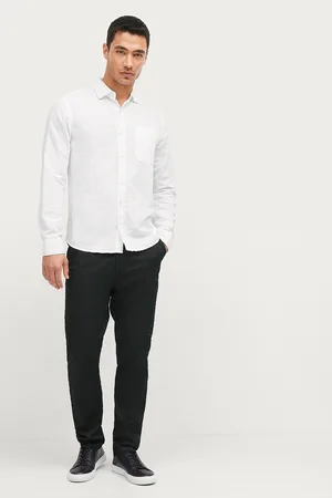 Studio Total Chino ICON™ Tapered Chino