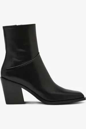 A Pair Boots Bootie