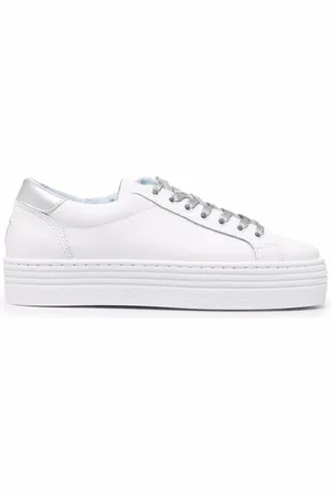 Chiara Ferragni Sneakers med stjernemærke og snøre