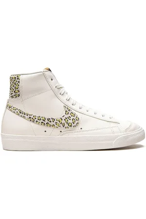 Nike Blazer Mid 
