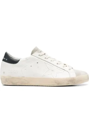 Golden Goose Low-top Superstar sneakers med slitageeffekt og snøre