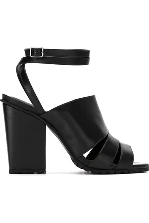 Studio Chofakian Kraftige 85mm pumps