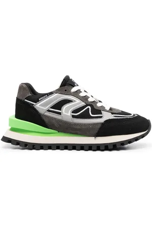 Axel Arigato Sonar sneakers