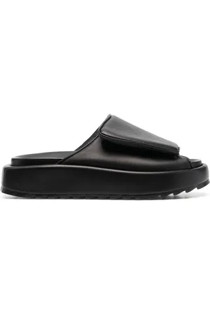 Gia Borghini Sandaler med burrelukning i siden