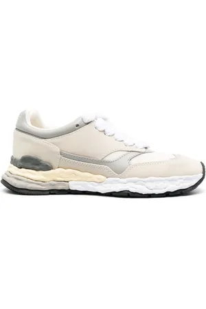 Maison Mihara Yasuhiro Low-top sneakers med snøre