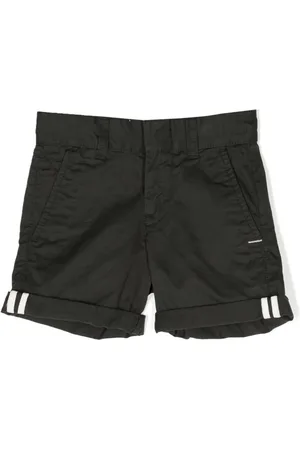Molo Stribede chino-shorts med bælte