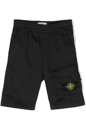 Stone Island Shorts - Logo-patch bermuda shorts