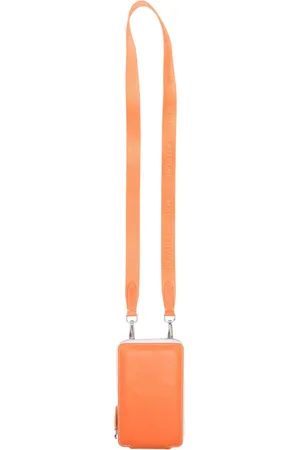 Maison Kitsuné Pung i læder med præget logo