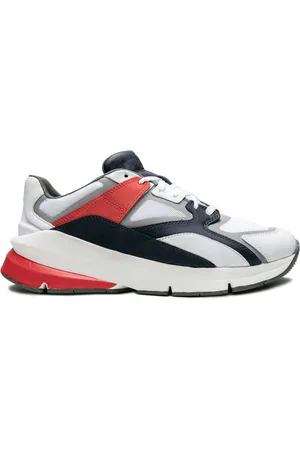 Under Armour UA Forge 96 Track sneakers