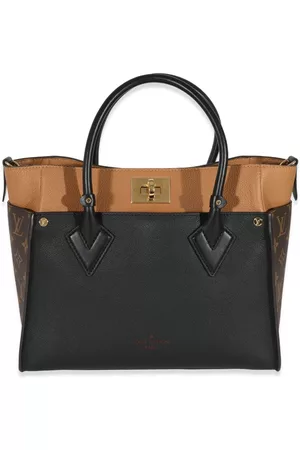 LOUIS VUITTON Stofposer - Pre-owned On My Side PM tote fra 2021