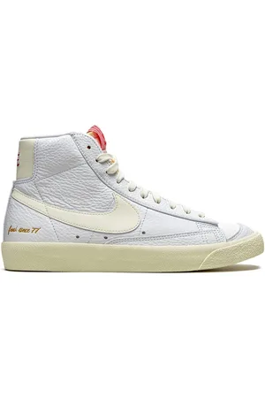Nike Blazer Mid ‘77 VNTG Popcorn sneakers