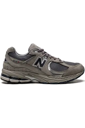 New Balance 2002R low-top sneakers