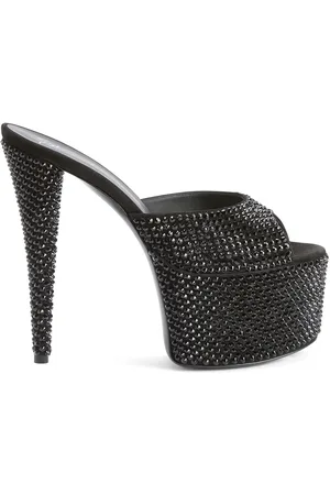 Giuseppe Zanotti Aida 150mm sandaler med krystaludsmykning