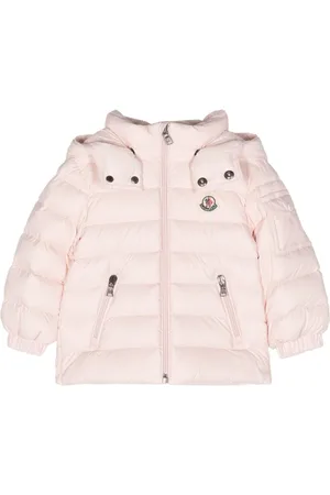 Moncler Dynejakke med logomærke og hætte