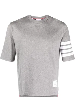 Thom Browne T-shirt med 4-Bar striber og 2003-tryk