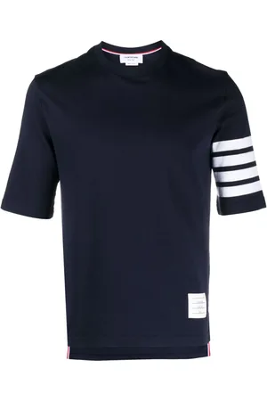 Thom Browne T-shirt med 4-Bar striber og 2003-tryk