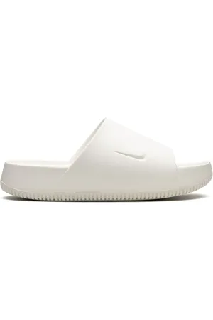 Nike Calm 