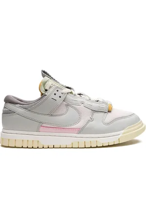 Nike Dunk Low Remastered sneakers