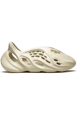 adidas YEEZY Foam Runner Sand sneakers