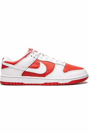 Nike Dunk Low sneakers