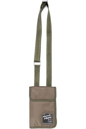Maison Kitsuné Skuldertaske med logomærke