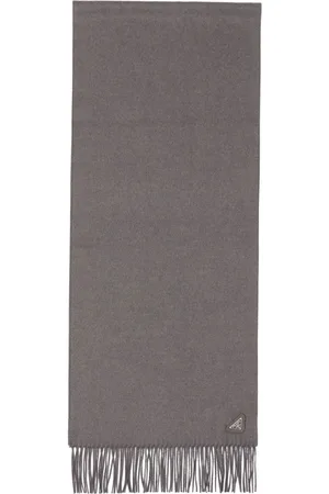 Prada Tørklæde med frynser og trekantet logo