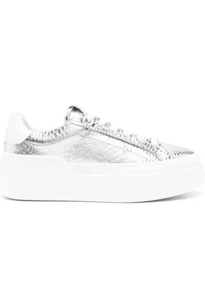 Salvatore Ferragamo Sneakers i læder med metallisk effekt