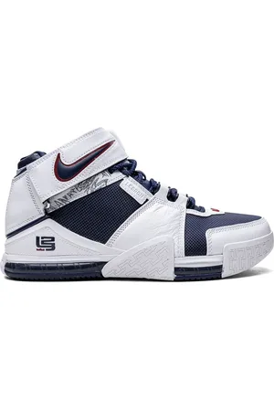 Nike High-top LeBron Zoom 2 sneakers
